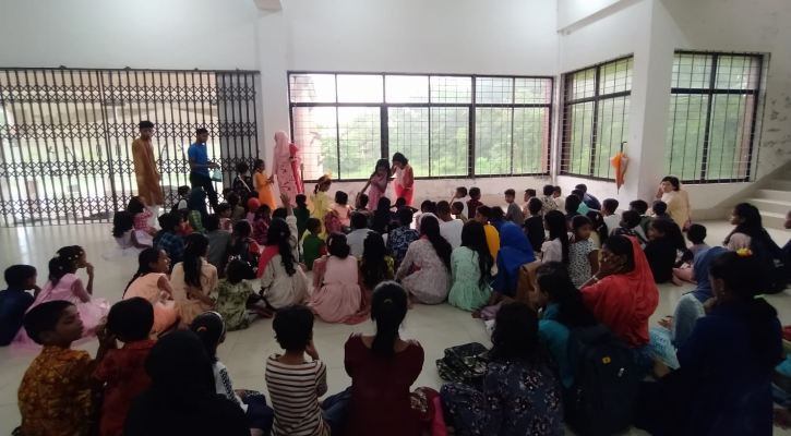 শাবিপ্রবিতে কিন স্কুলের শিক্ষার্থীদের পাঠদান শুরু